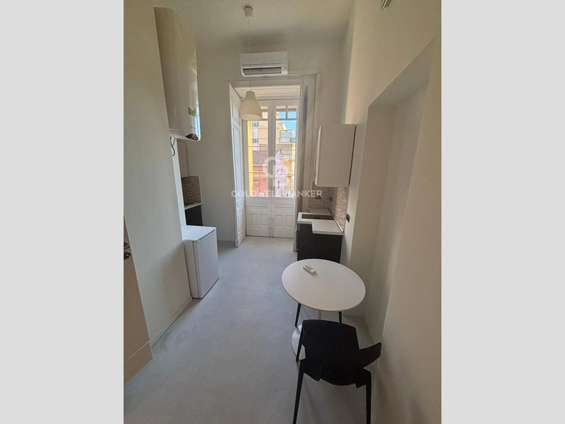 Bilocale in Vendita a Catania, 96'000&euro;, 51 m²