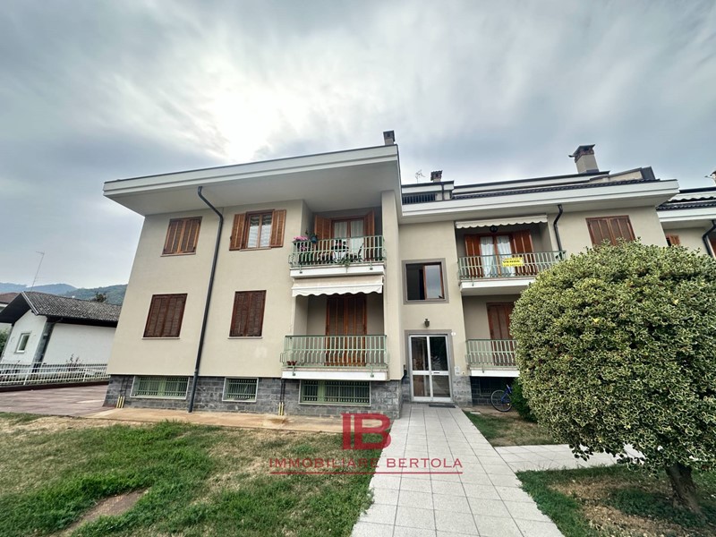 Quadrilocale in Vendita a Dronero, 75'000&euro;, 110 m²