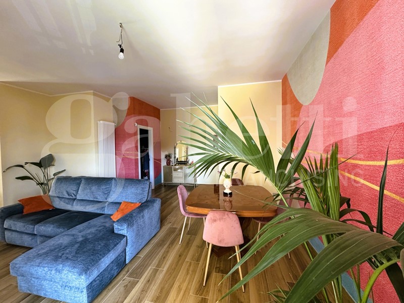 Appartamento in Vendita a Lecce, 305'000&euro;, 160 m²