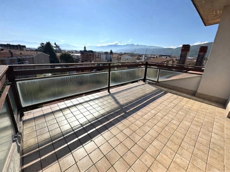 Trilocale in Vendita a Avezzano, 73'000&euro;, 70 m²