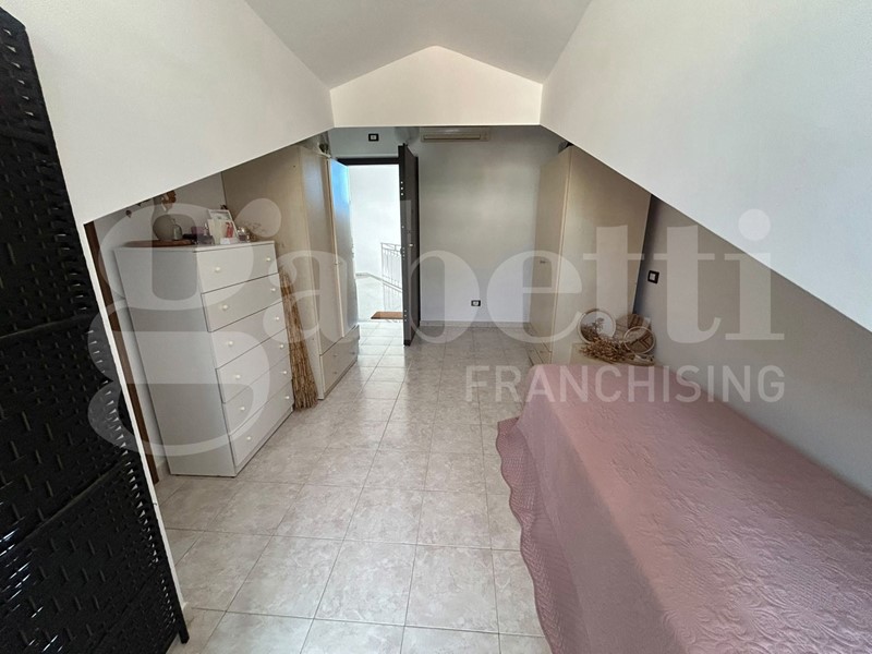 Trilocale in Vendita a Diamante, 95'000&euro;, 70 m², arredato