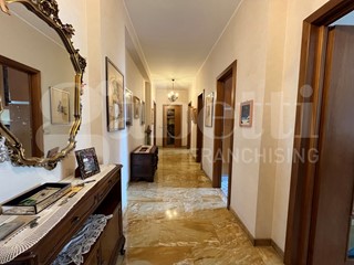 Trilocale in Vendita a Milano, 575'000&euro;, 101 m², con Box