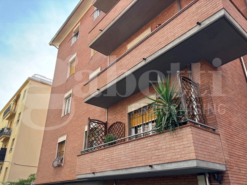 Quadrilocale in Vendita a Parma, 348'000&euro;, 145 m², con Box