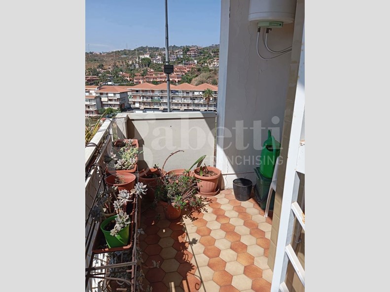 Bilocale in Vendita a Aci Castello, 68'000&euro;, 60 m²