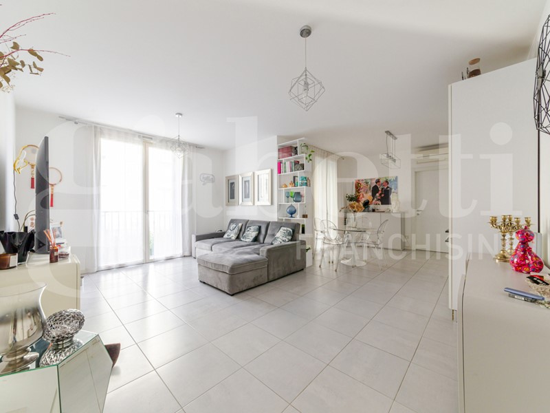 Bilocale in Vendita a Milano, 389'000&euro;, 75 m², arredato, con Box