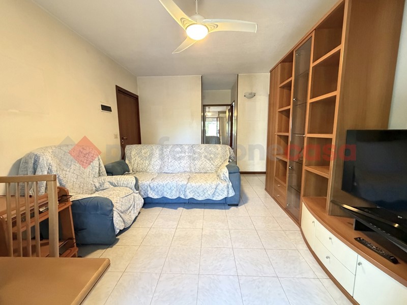 Trilocale in Vendita a Cesano Boscone, 245'000&euro;, 80 m²