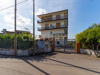 Appartamento in Vendita a Belpasso, 79'000&euro;, 134 m²