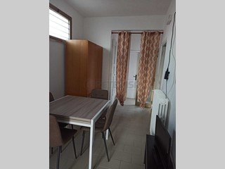 Bilocale in Vendita a Castrignano de' Greci, 42'000&euro;, 80 m², arredato