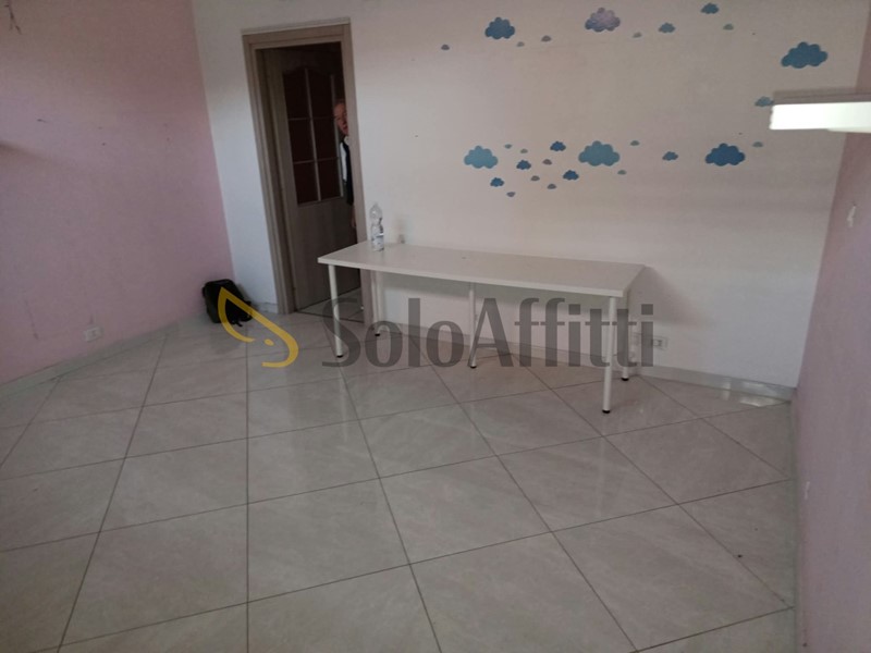 Bilocale in Affitto a Torino, zona Rebaudengo, 350&euro;, 40 m², arredato