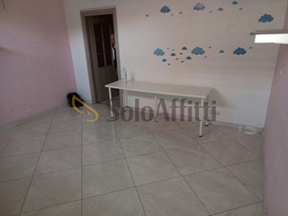 Bilocale in Affitto a Torino, zona Rebaudengo, 350&euro;, 40 m², arredato