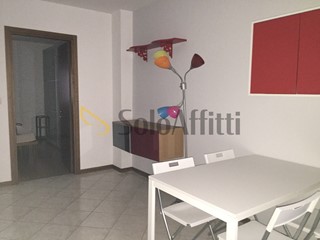 Bilocale in Affitto a Trieste, zona Corso Italia, 700&euro;, 45 m², arredato