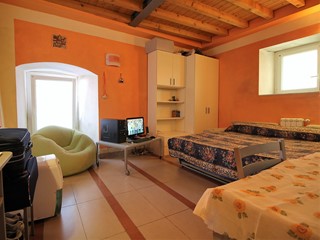 Monolocale in Vendita a Castelnuovo Magra, 49'000&euro;, 30 m²