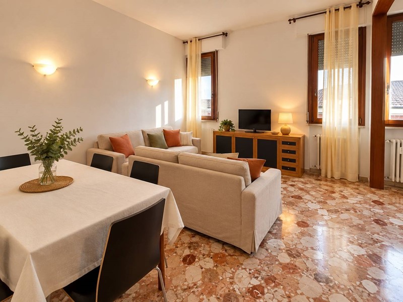 Quadrilocale in Affitto a Ferrara, 680&euro;, 85 m²