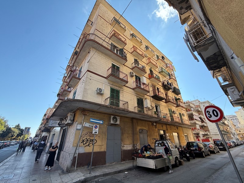 Monolocale in Vendita a Taranto, 16'000&euro;, 46 m², arredato