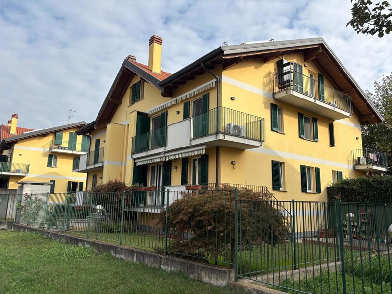 Quadrilocale in Vendita a Magenta, 199'000&euro;, 104 m², con Box