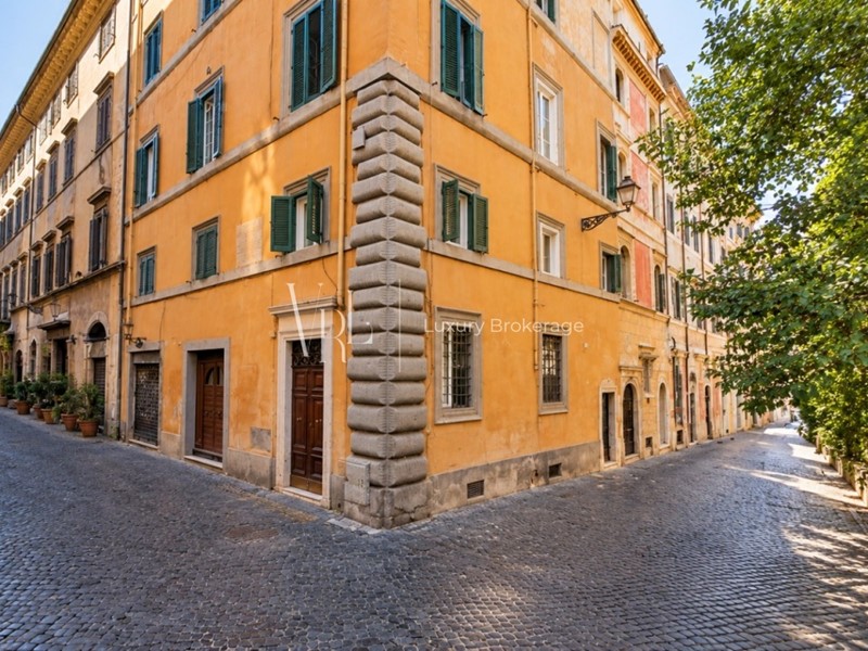 Appartamento in Vendita a Roma, 1'350'000&euro;, 140 m²