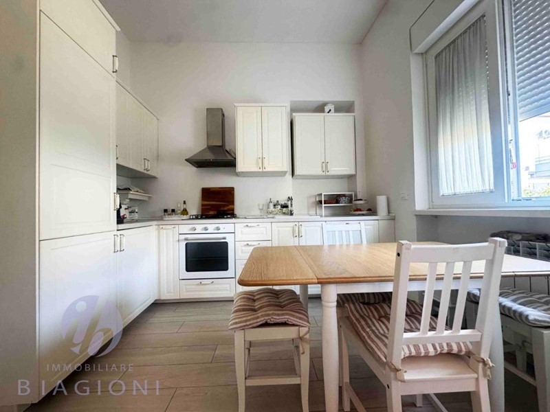 Appartamento in Vendita a Pietrasanta, zona Tonfano, 690'000&euro;, 95 m², arredato