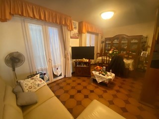 Appartamento in Vendita a Montopoli in Val d'Arno, zona Musciano, 150'000&euro;, 110 m², con Box