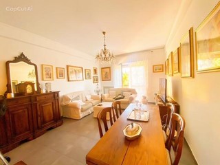 Appartamento in Vendita a Lucca, 280'000&euro;, 100 m²