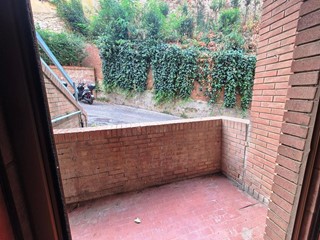 Trilocale in Vendita a Siena, 170'000&euro;, 60 m², con Box
