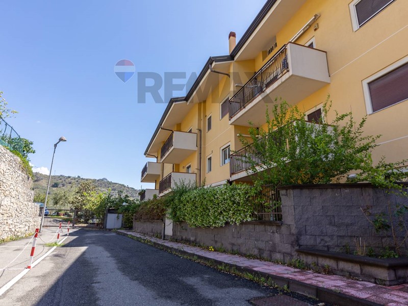 Bilocale in Vendita a Giardini Naxos, 118'000&euro;, 60 m²