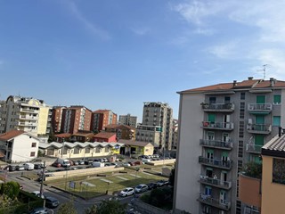 Trilocale in Vendita a Bresso, 195'000&euro;, 76 m²