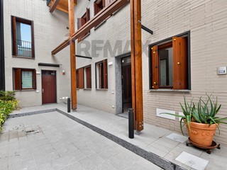 Bilocale in Vendita a Milano, 299'000&euro;, 69 m²