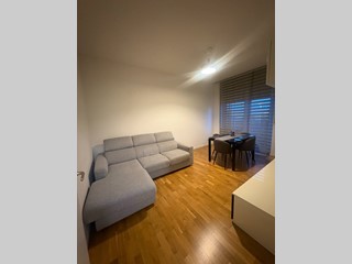 Bilocale in Vendita a Milano, 285'000&euro;, 62 m²