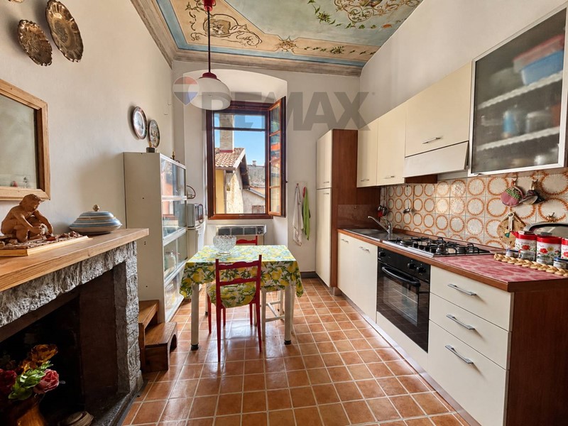 Bilocale in Vendita a Cannobio, 140'000&euro;, 65 m²