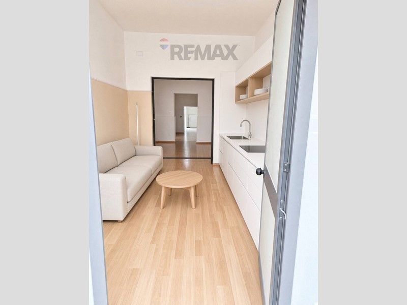 Quadrilocale in Vendita a Catania, 65'000&euro;, 70 m²