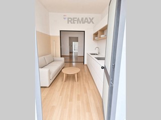 Quadrilocale in Vendita a Catania, 65'000&euro;, 70 m²