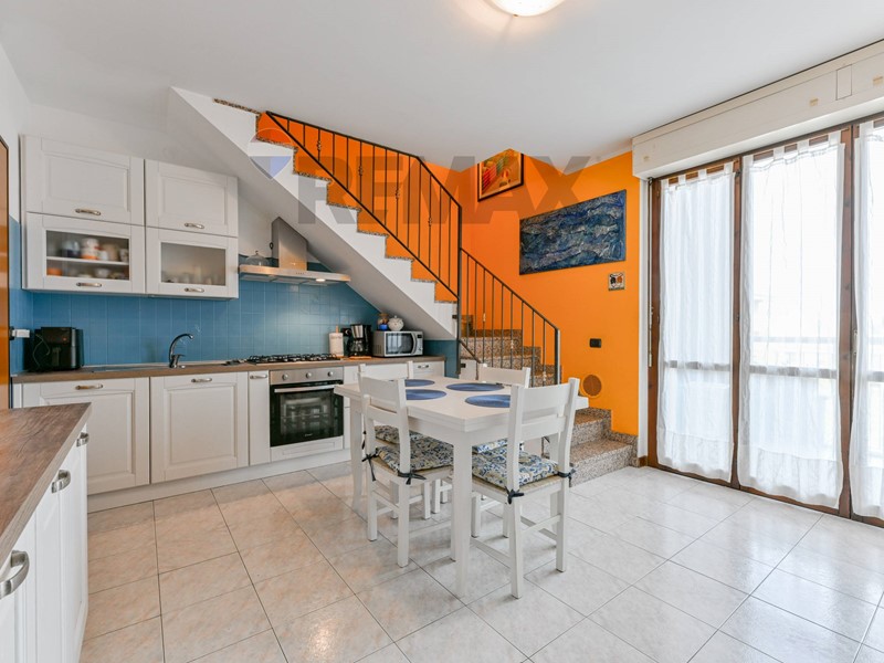 Trilocale in Vendita a Zibido San Giacomo, 205'000&euro;, 85 m²
