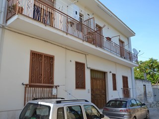 Trilocale in Affitto a Canosa di Puglia, 400&euro;, 100 m²