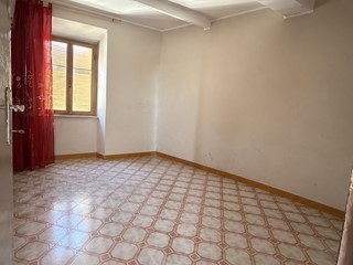 Appartamento in Vendita a Fiuggi, 43'000&euro;, 100 m²