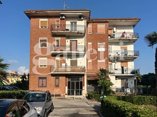 Trilocale in Vendita a Giugliano in Campania, 165'000&euro;, 100 m²