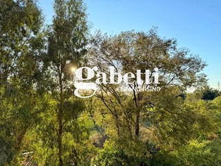Bilocale in Vendita a Roma, 219'000&euro;, 65 m²