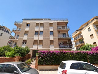Appartamento in Vendita a Cagliari, 365'000&euro;, 170 m²