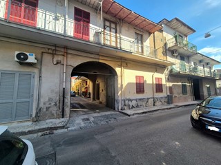 Bilocale in Vendita a Caivano, 69'000&euro;, 65 m²