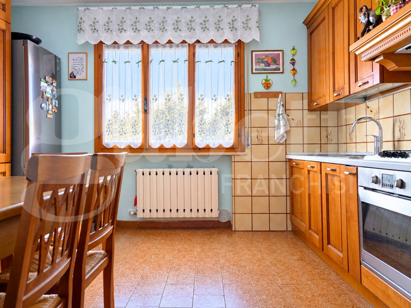 Appartamento in Vendita a Portogruaro, 138'000&euro;, 110 m², con Box