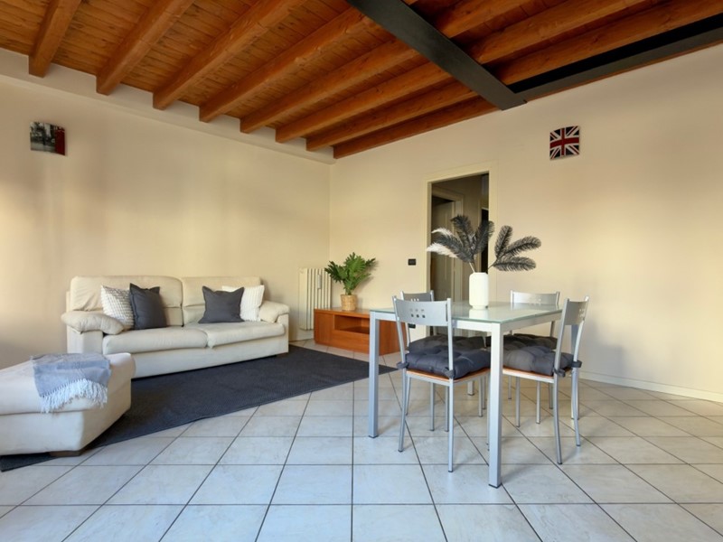 Trilocale in Affitto a Brescia, 1'000&euro;, 75 m², arredato