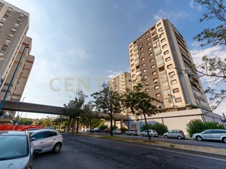 Trilocale in Vendita a Catania, 64'000&euro;, 97 m²