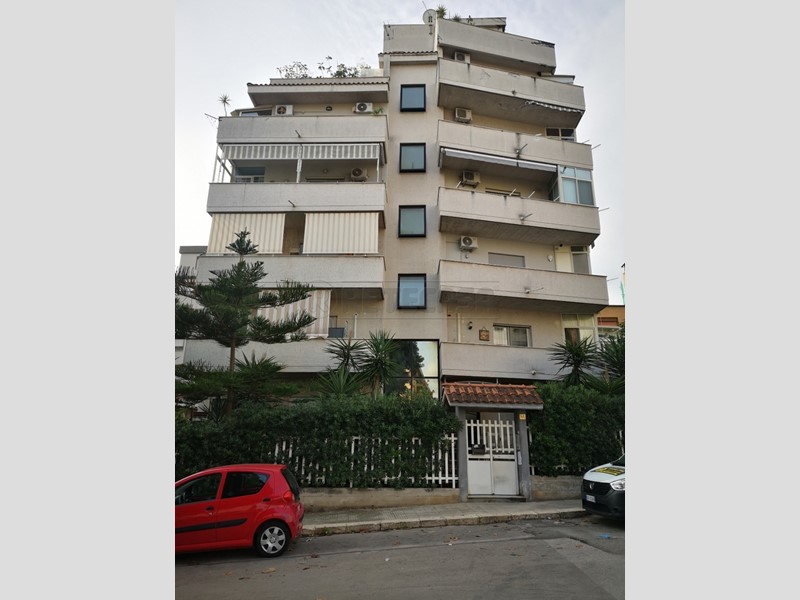 Monolocale in Affitto a Palermo, 350&euro;, 30 m², arredato