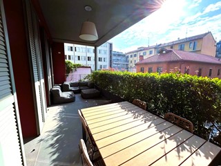 Bilocale in Affitto a Milano, 1'900&euro;, 67 m², arredato, con Box