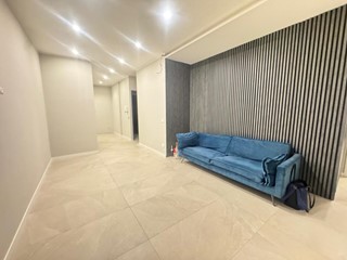 Trilocale in Vendita a Napoli, 1'500&euro;, 90 m²