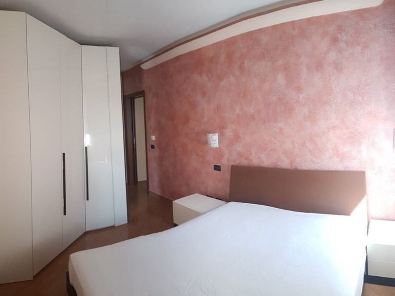 Quadrilocale in Vendita a Reggio Emilia, zona Ghiardello, 179'000&euro;, 88 m², con Box