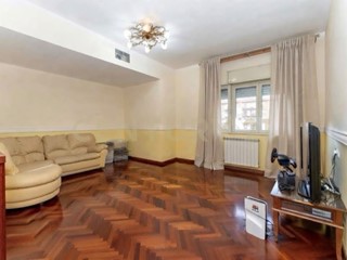 Appartamento in Vendita a Misterbianco, 169'000&euro;, 140 m², arredato, con Box