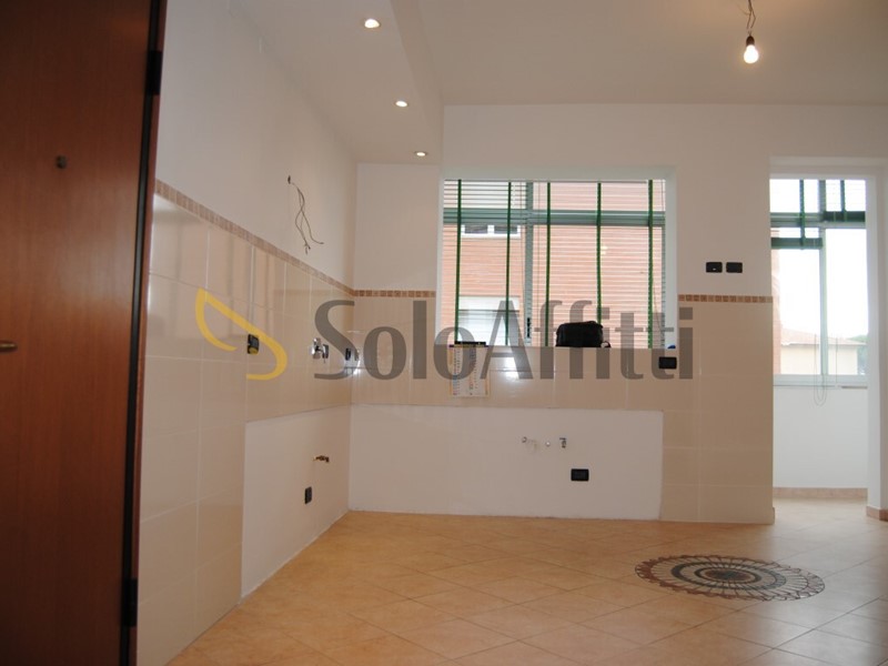 Trilocale in Affitto a Livorno, zona Colline - Coteto, 700&euro;, 70 m²