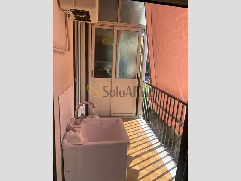 Quadrilocale in Affitto a Aci Castello, 900&euro;, 95 m², arredato