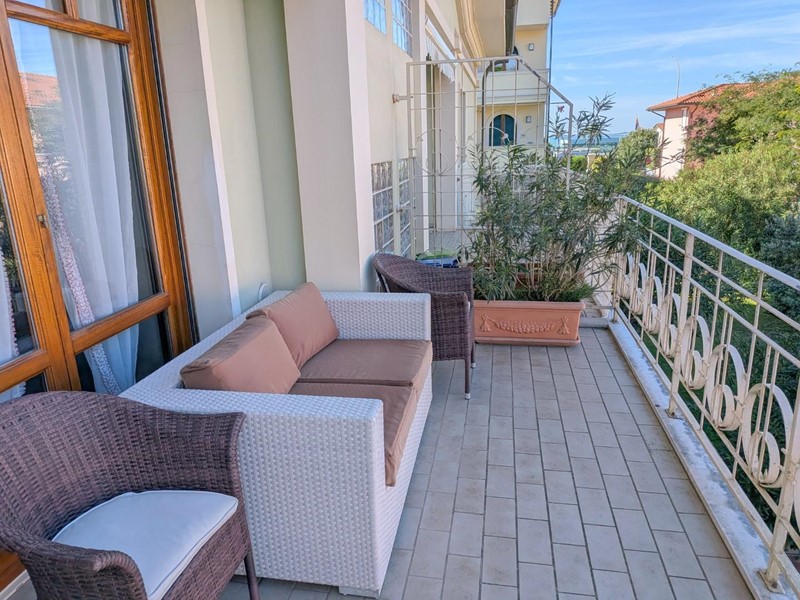 Trilocale in Affitto a Massa, zona Marina di Massa, 1'000&euro;, 67 m², arredato, con Box