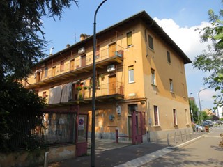 Bilocale in Vendita a Milano, 97'500&euro;, 55 m²